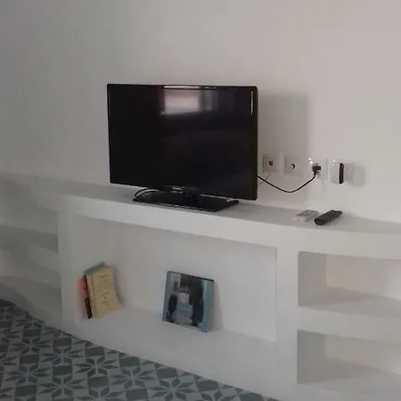 Alozi Apartament Kitnos